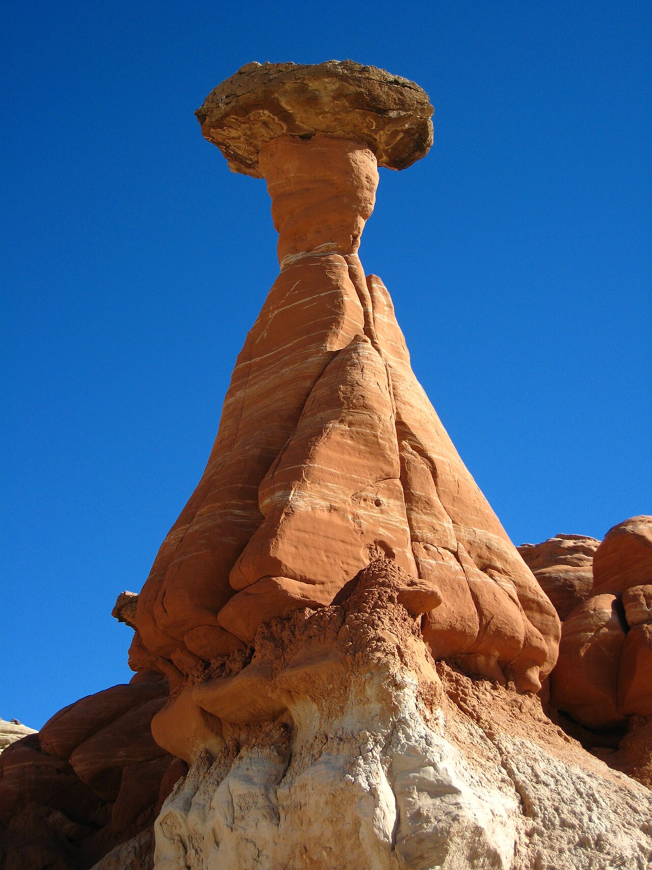 Toadstool Hoodoos